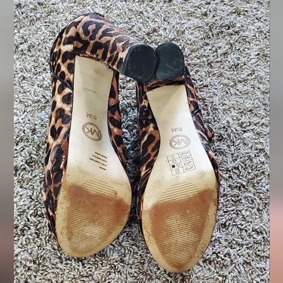 Michael Michael Kors Leopard Ankle Boots - Picture 4 of 6